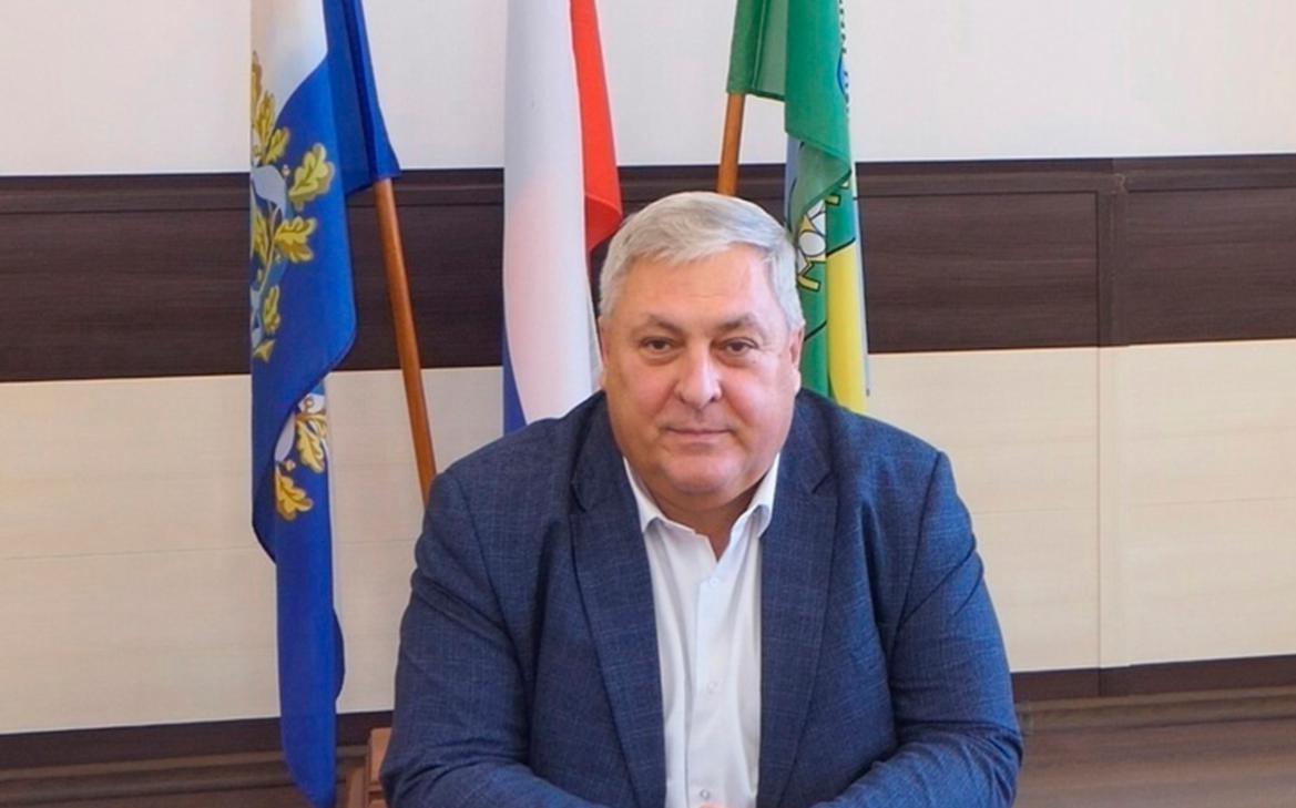 Уволенного с матом главу самарского района госпитализировали