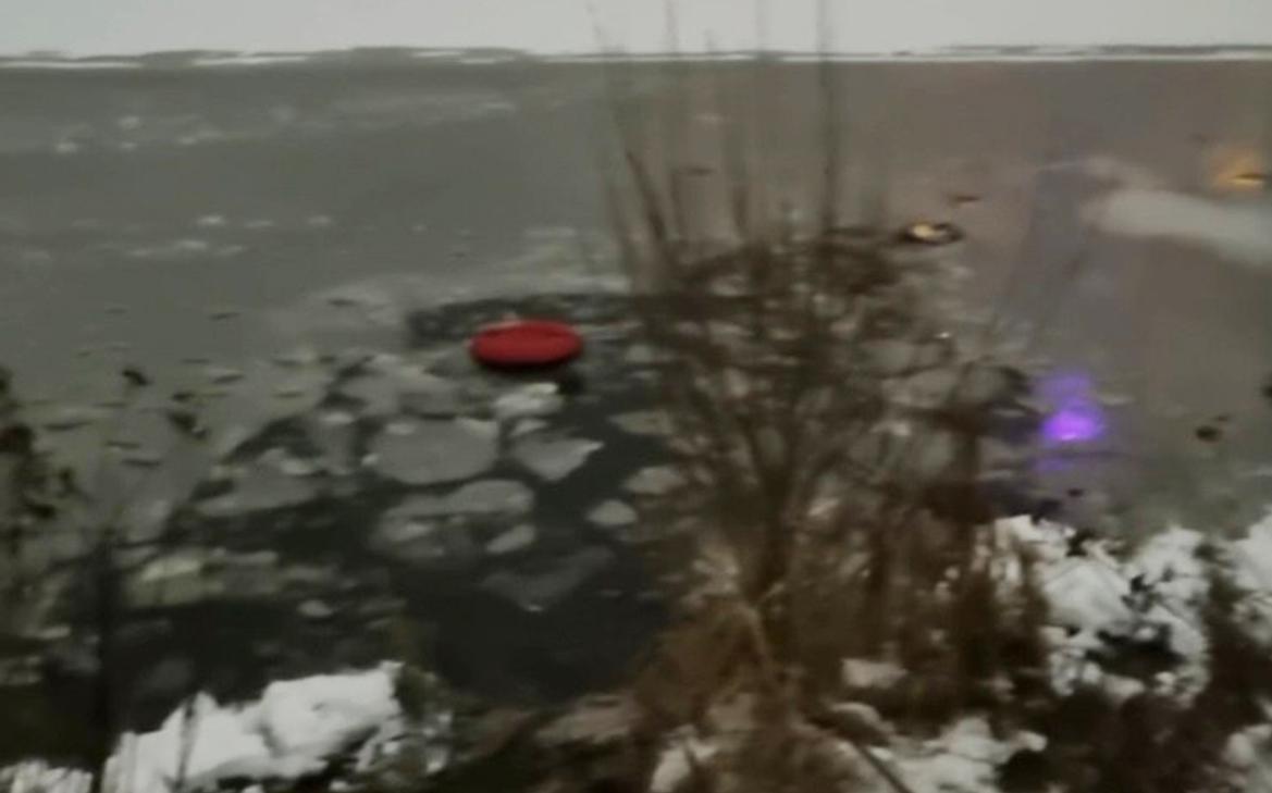 В Балашихе прохожие спасли двоих детей, провалившихся под лед