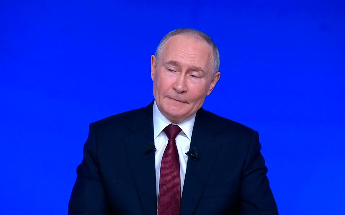 Путин заявил, что рыбы на столе россиян не хватает