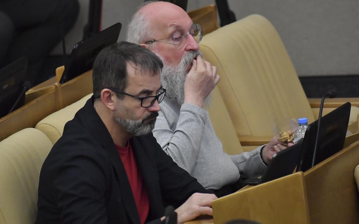 Певцов и Вассерман не попадут в списки на выдвижение в Госдуму