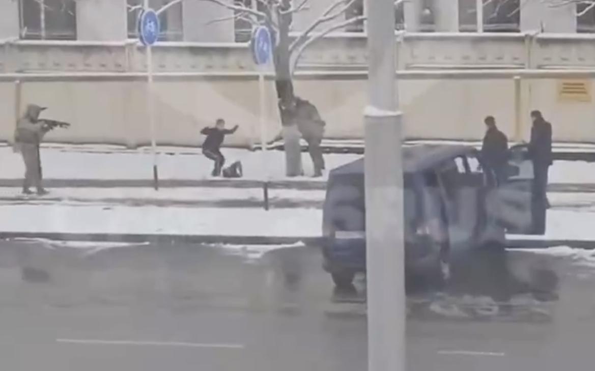 ФСБ предотвратила подрыв автомобиля военного в Ставрополе