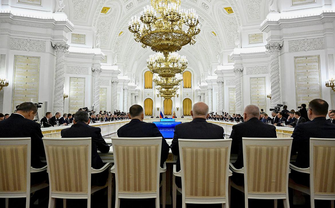 Путин на встрече с бизнесом обсудил тему урегулирования на Украине