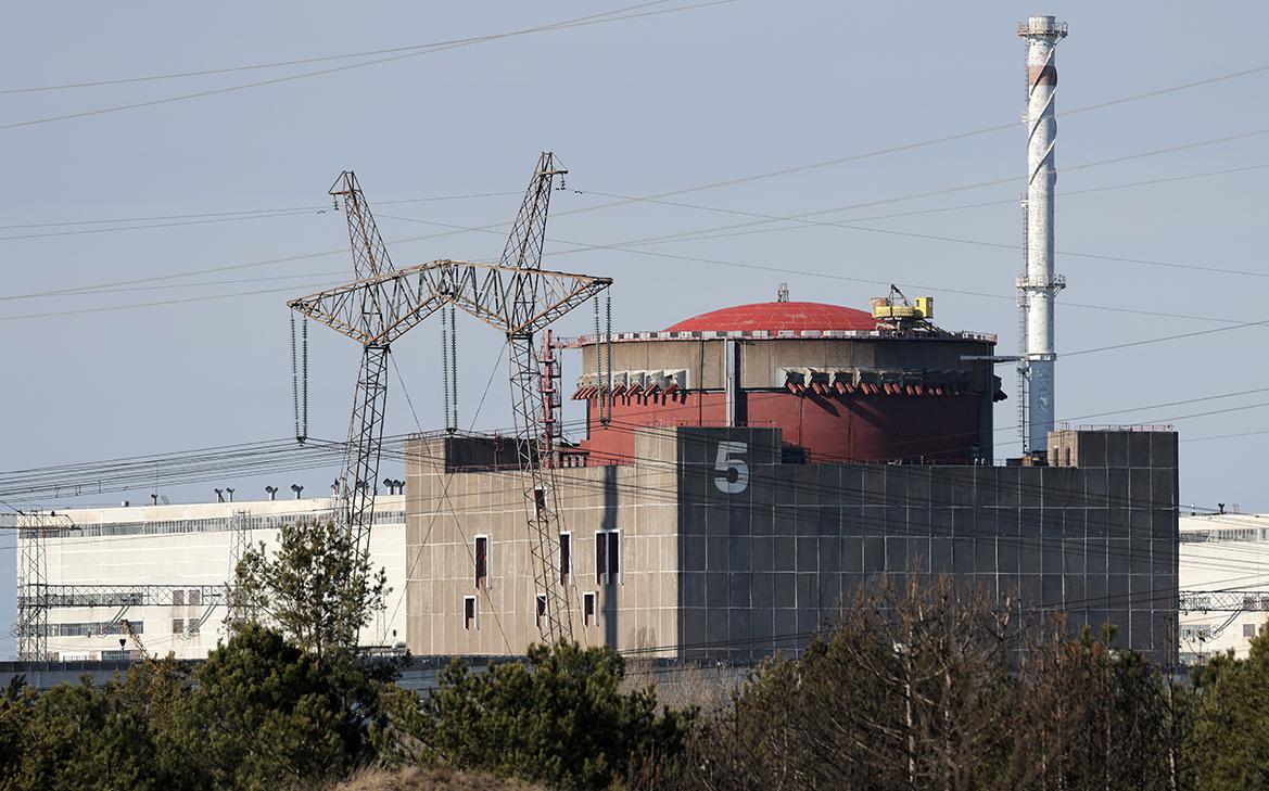 На Запорожской АЭС отключилась одна из двух высоковольтных линий