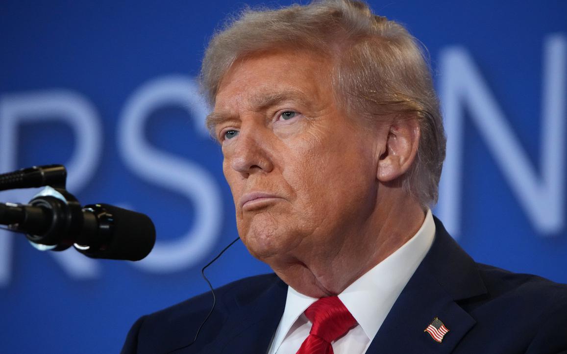 Axios узнал, когда Трамп хочет провести встречу с Путиным и Зеленским смотреть онлайн