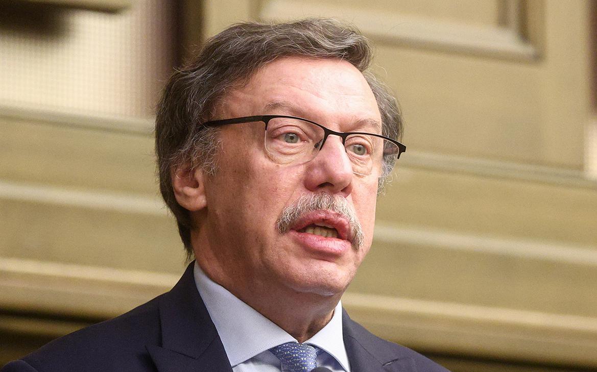 Мишустин уволил Барщевского с должности полпреда правительства в КС