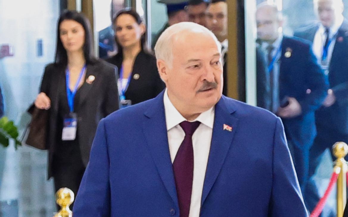 Лукашенко словами «максимум десяток» оценил планы по поставкам «Орешника»