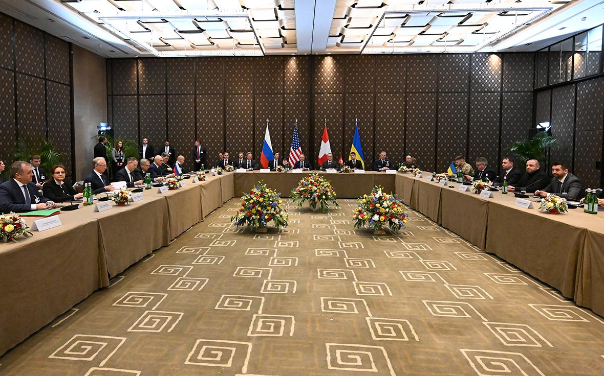 Появились первые фото с переговоров по Украине в Женеве