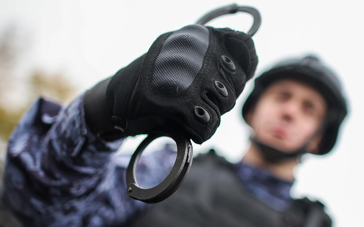 Москвича приговорили к 3,5 года за создание экстремистского сообщества