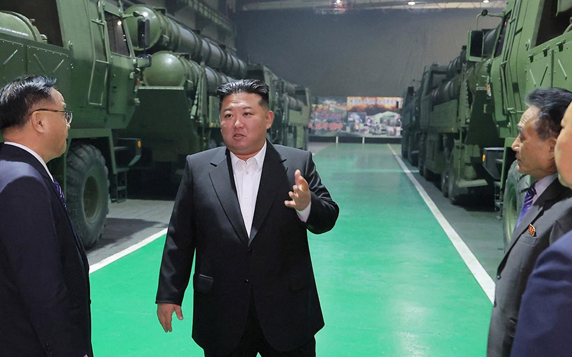 Ким Чен Ын призвал «совершить перелом» в производстве новых РСЗО