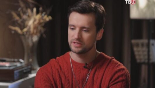 В новогоднем угаре 30.12.2025 смотреть онлайн