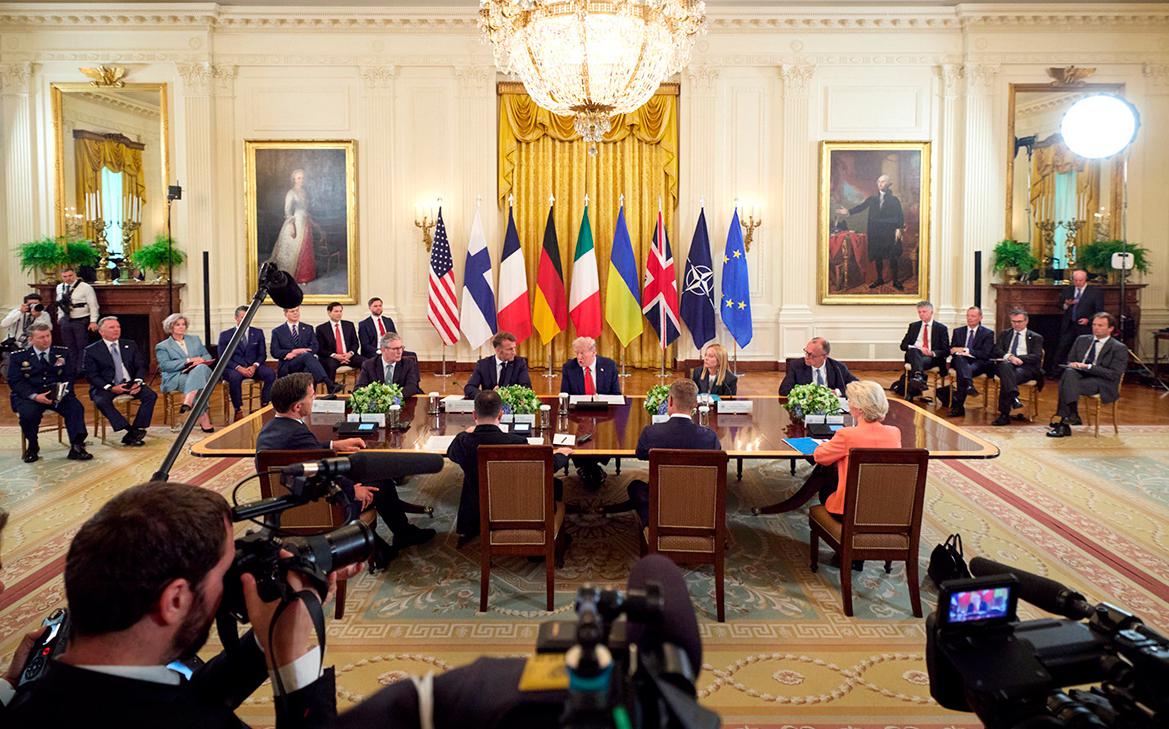 В ИМЭМО назвали два сценария развития конфликта на Украине в 2026 году