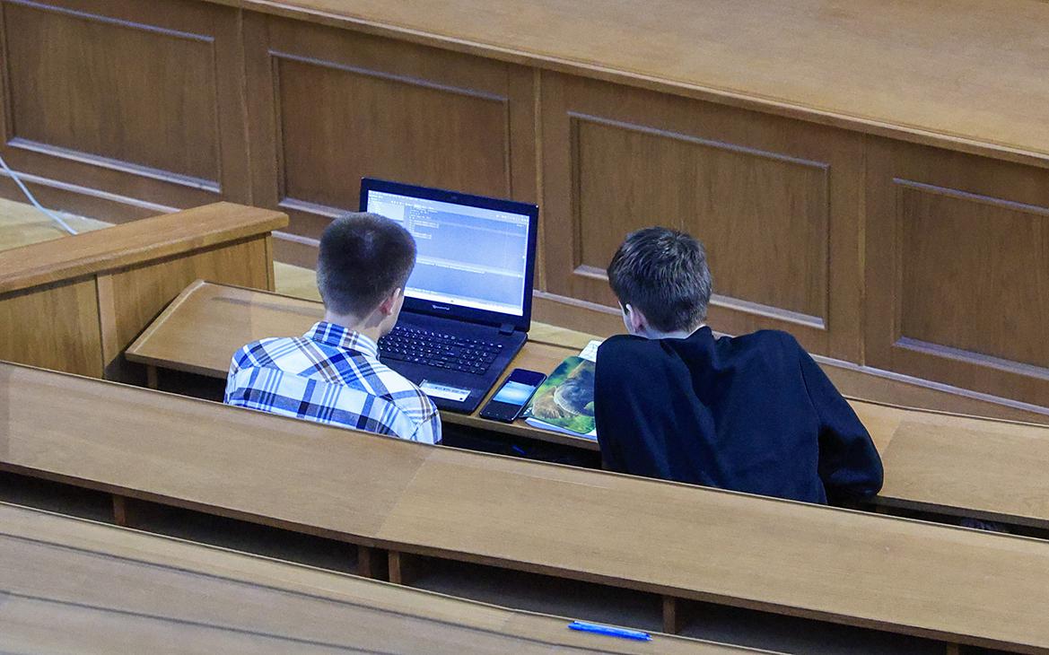Минобрнауки сообщило об увеличении в России числа студентов из Прибалтики