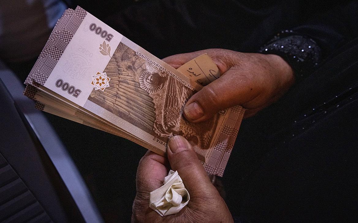 В Сирии анонсировали купюры без изображения Асадов