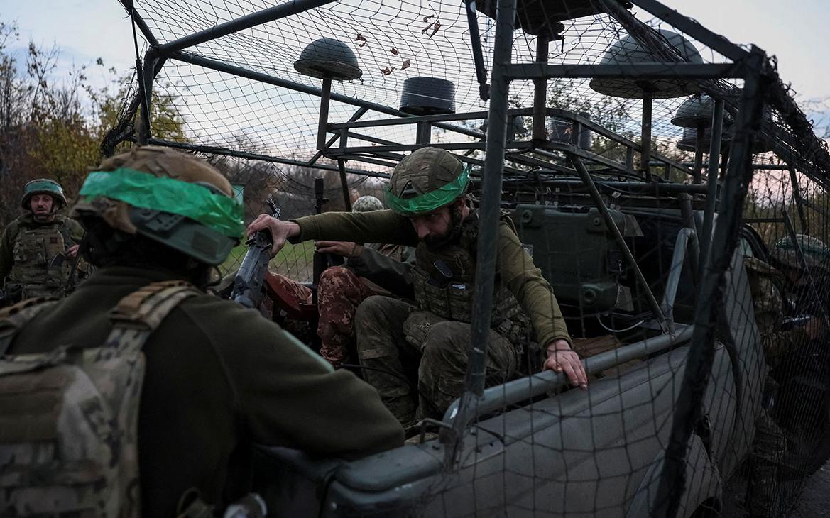 Путин заявил, что Украина должна решить судьбу своих окруженных военных