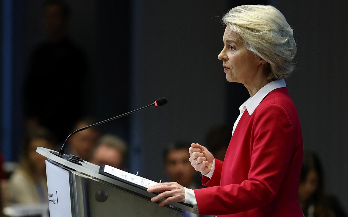FT рассказала о политическом ударе по фон дер Ляйен и Мерцу