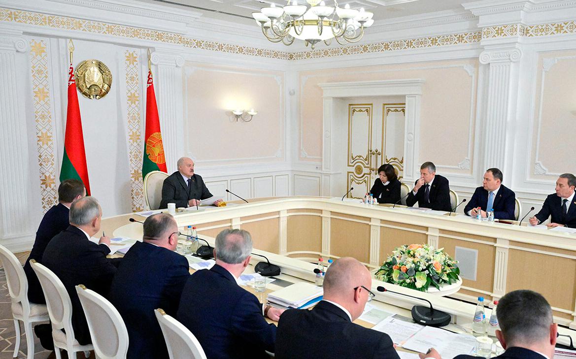 Лукашенко предупредил США, что держит ядерное оружие «в надежном месте»