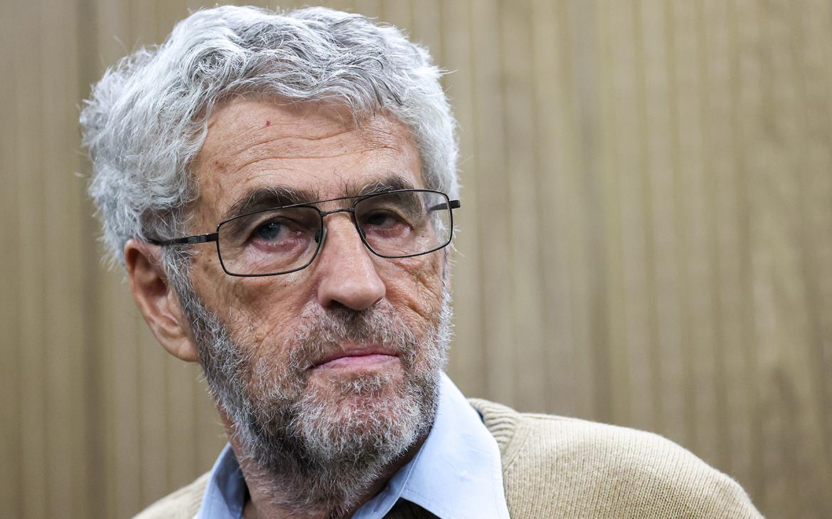 Прокурор запросил для Гозмана 11 лет заключения