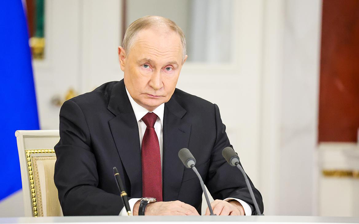 Путин присвоил звание «Мать-героиня» четырем россиянкам