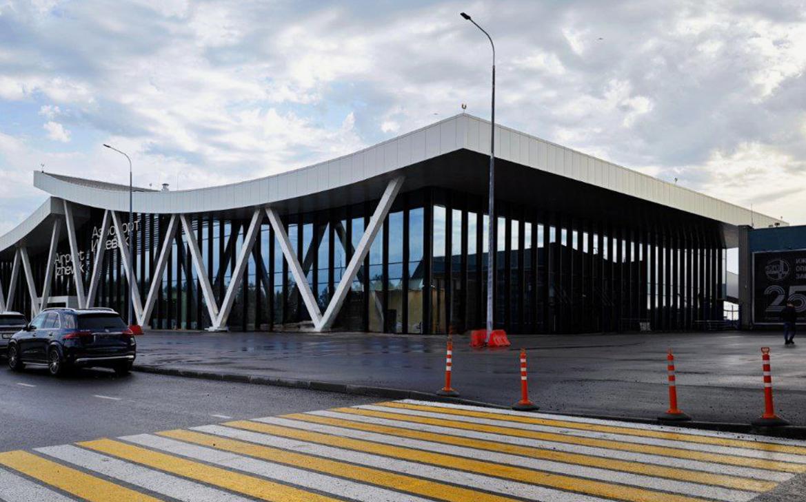 В аэропорту Ижевска второй раз за день приостановили полеты