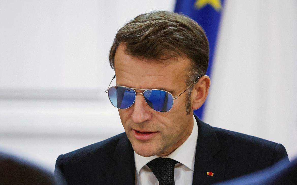 Макрон предложит ЕС ввести ответные меры против США смотреть онлайн