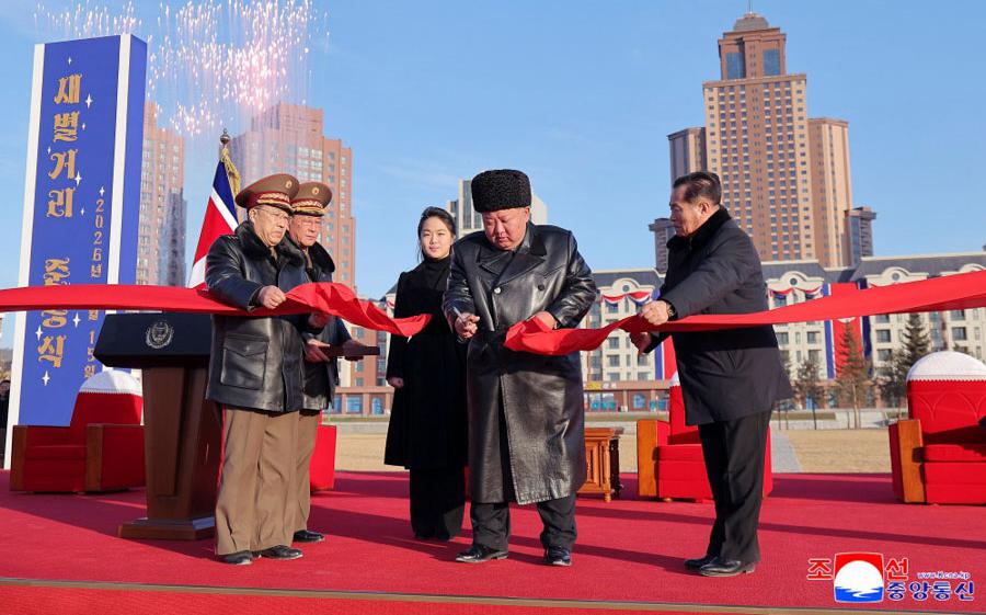 В КНДР открыли жилой квартал для семей погибших в Курской области военных