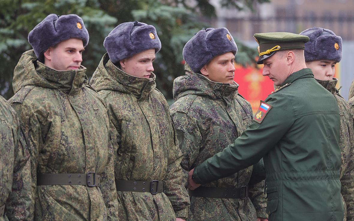 Путин подписал указ о первом круглогодичном военном призыве