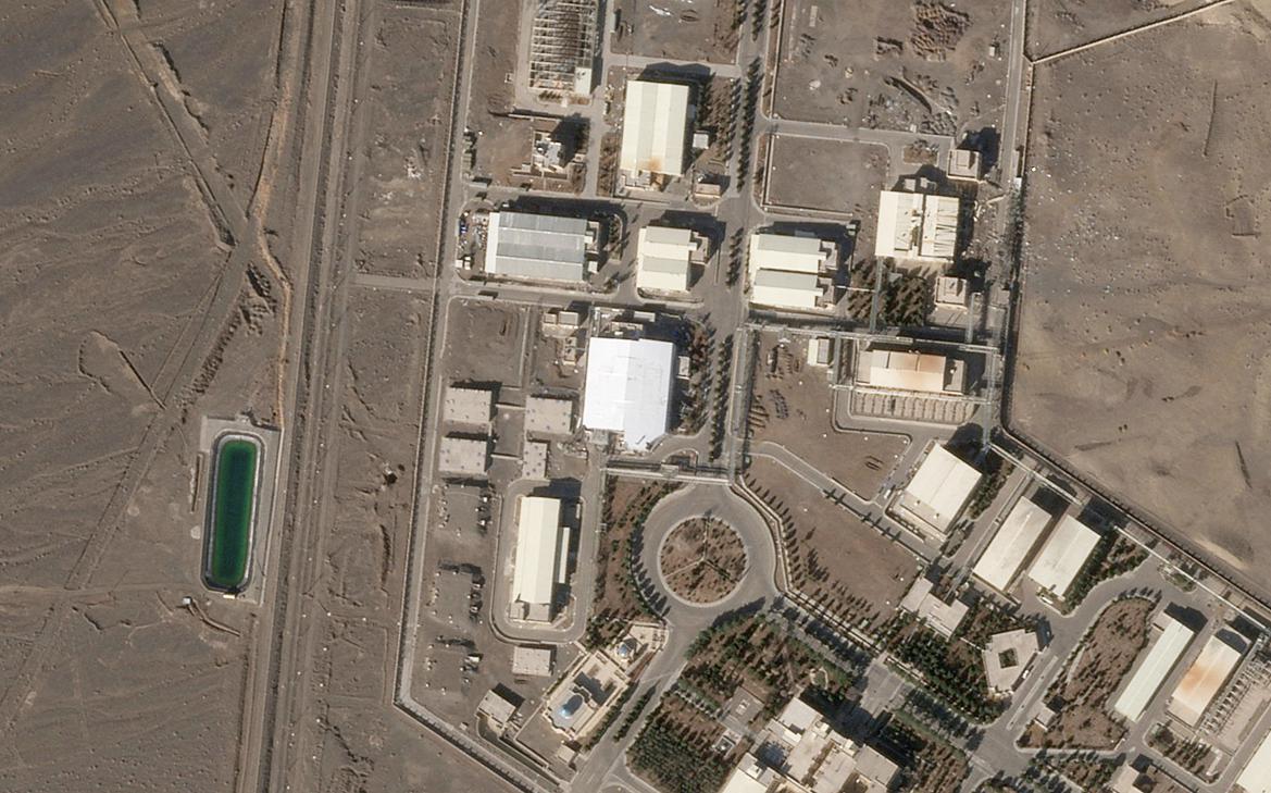 МИД Ирана заявил, что страна продолжит обогащать уран в мирных целях