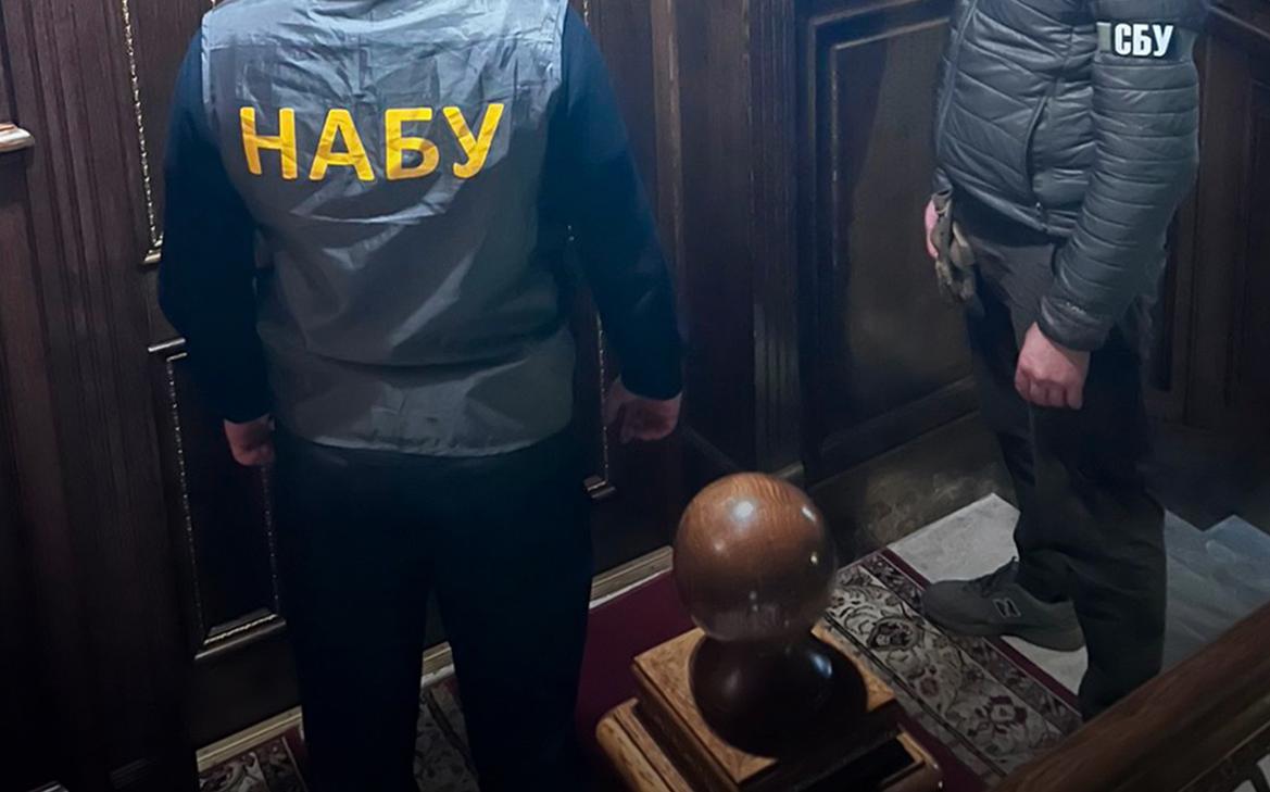 НАБУ сообщило о раскрытии преступной группы депутатов Верховной рады