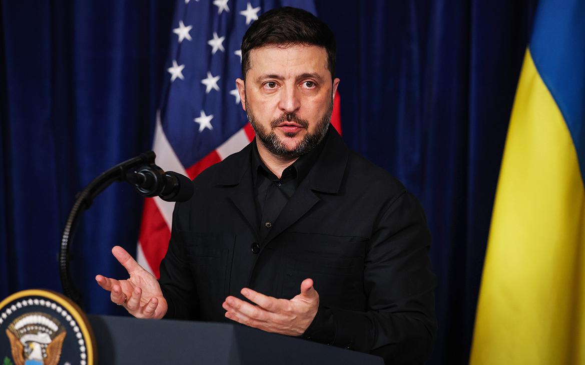 Зеленский анонсировал серию переговоров с США, Европой и Россией