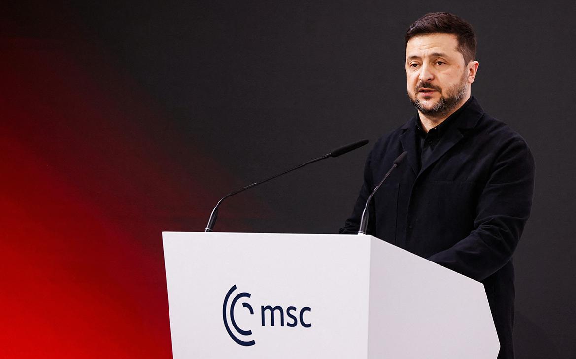 Зеленский заявил, что «Виктор» думает об увеличении живота, а не армии