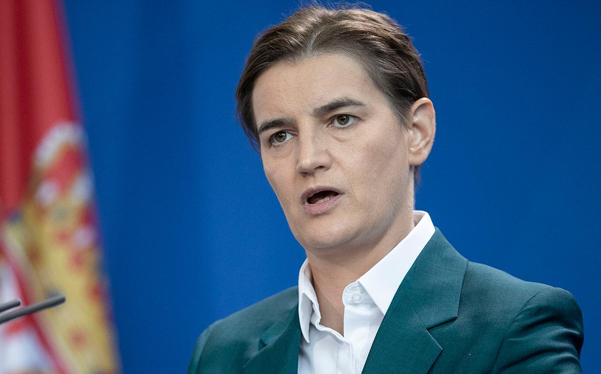 Председатель парламента Сербии прибыла с визитом на Украину