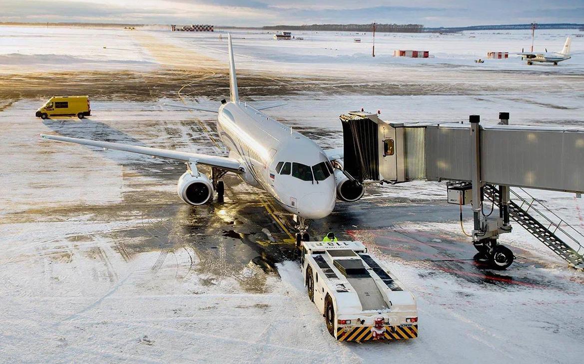 В аэропорту Уфы ввели временные ограничения на прием и выпуск самолетов