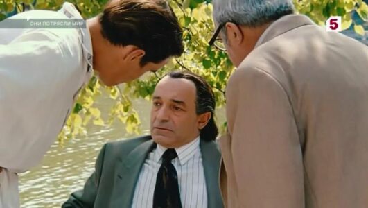 Они потрясли мир Валентин Гафт 17.10.2025 смотреть онлайн